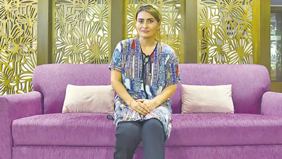 inspiring-story-of-a-uzbek-woman-who-sits-after-32-years
