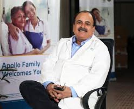Dr. Neeraj Verma, tandlæge Indien