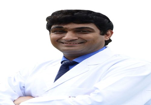 Доктор Пунит Гирдхар