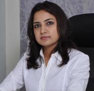 Dr Deepika Lunawat