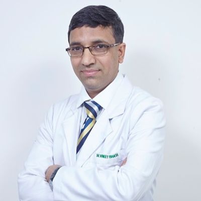 Dr Vineet Bhatia